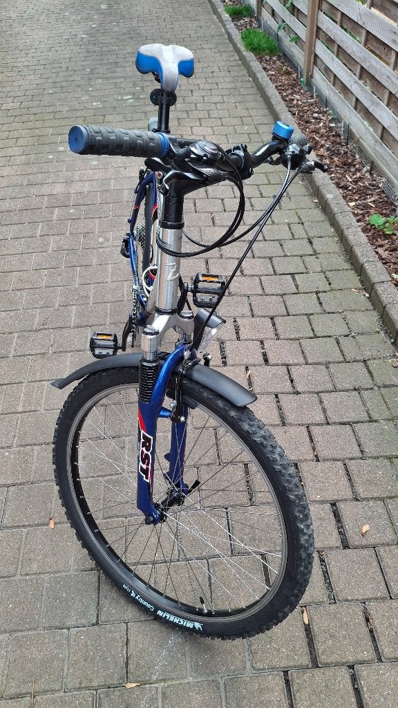 Zeer goede TREK 24v MTB jongensfiets ONDERHOUD GEHAD 100% OK, Velgrem, Zo goed als nieuw, Oxford Sparta Batavus Norta gazelle Granville Sparta cube trek