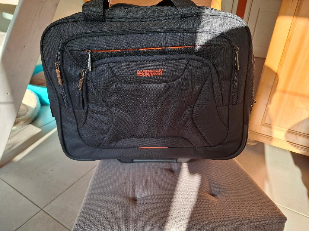 Valise pour ordinateur portable, Informatique & Logiciels, Enlèvement, 16 pouces, Utilisé, Sac à roulettes