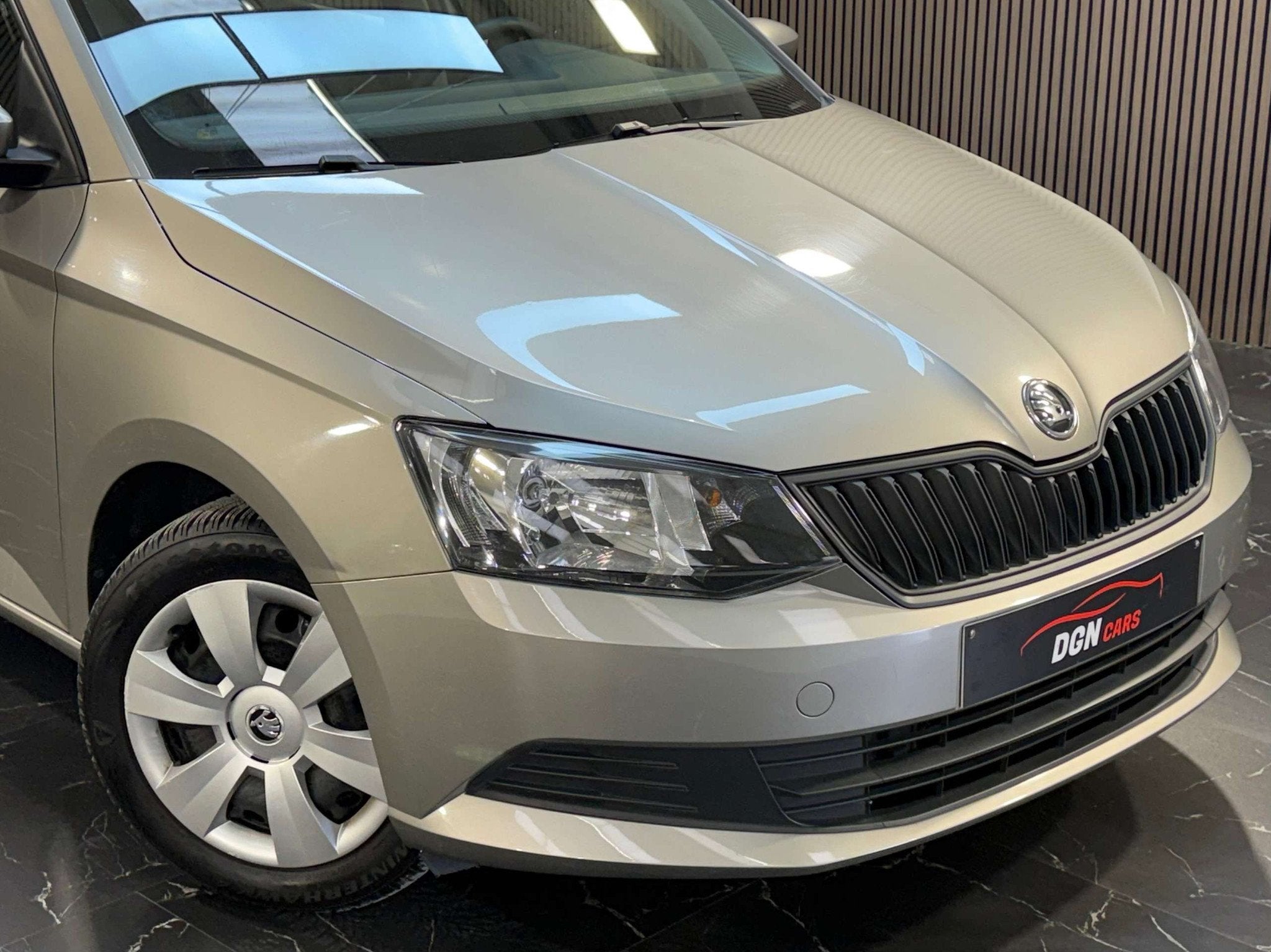 Skoda Fabia Fabia SW 1.0i Active, Autos, Argent ou Gris, Achat, Euro 6, Entreprise