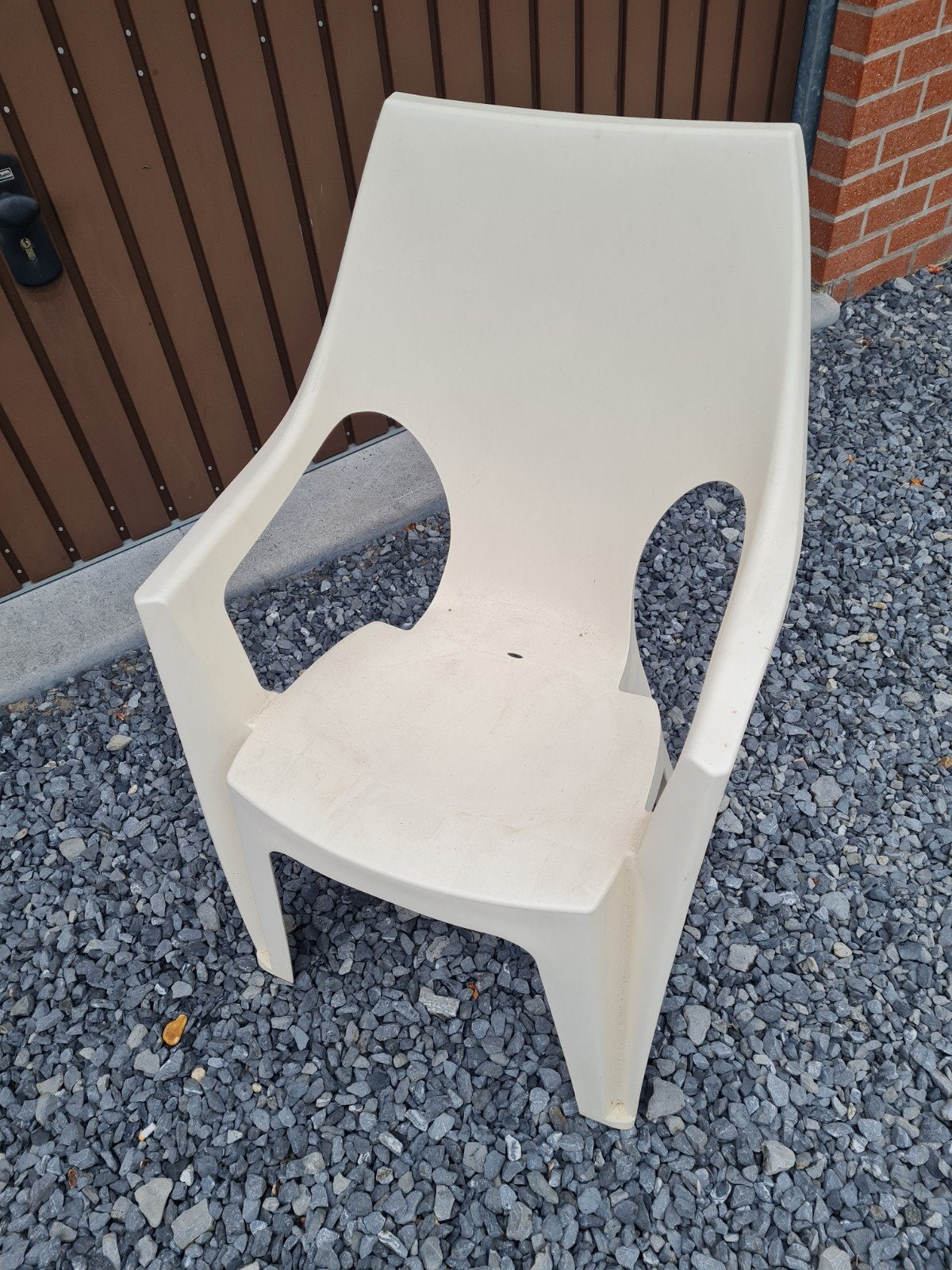 tuinstoelen, Ophalen