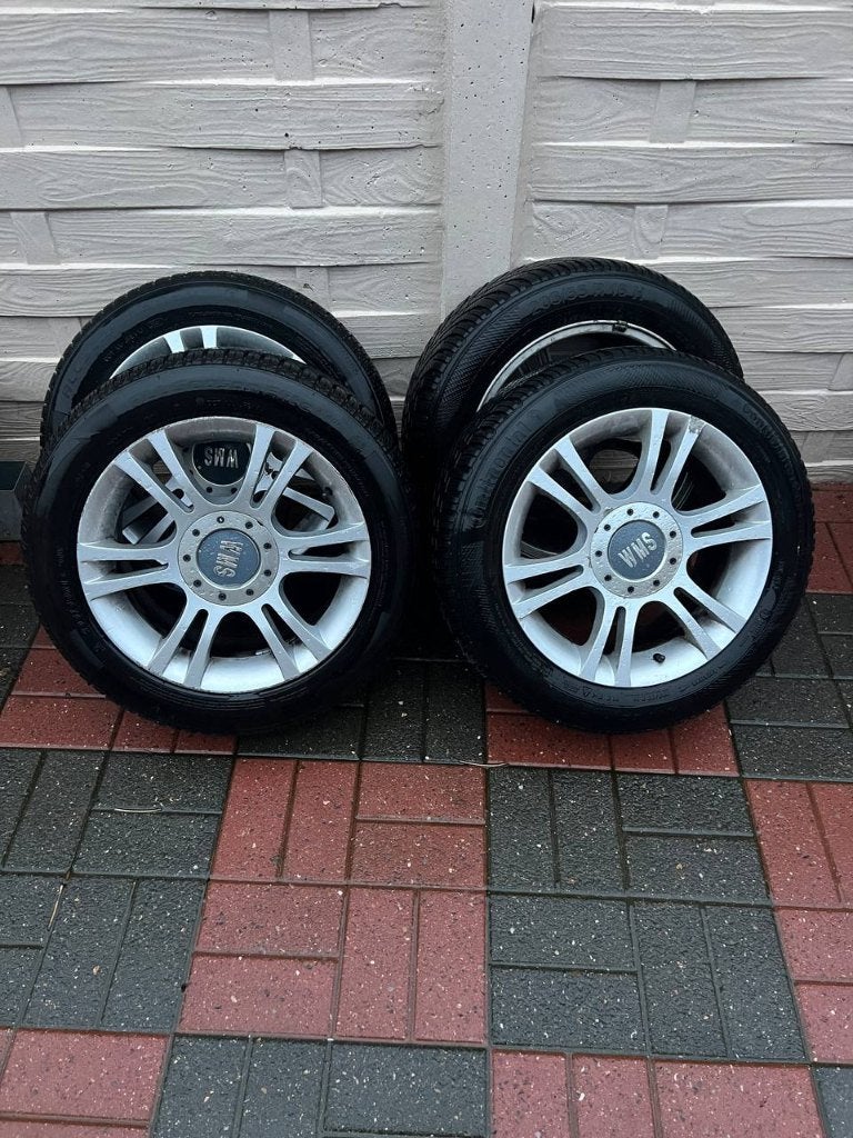 Velgen met 205/55R16 winterbanden, Auto-onderdelen, Banden en Velgen, Ophalen, Gebruikt, 16 inch, Banden en Velgen