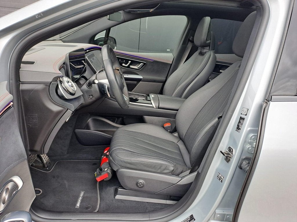 Mercedes-Benz EQE-Klasse SUV 350 4MATIC AMG Line Night Pack, Achat, 4 portes, Entretenue par le concessionnaire, 2330 kg
