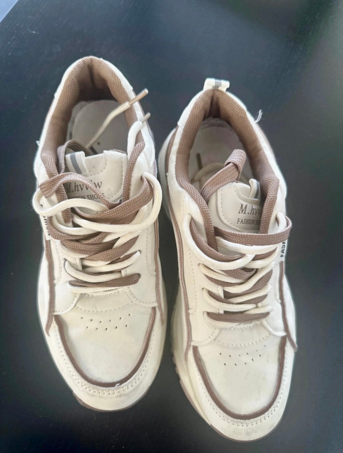Wit/beige sneakers, Kleding | Dames, Verzenden, Wit, Zo goed als nieuw, Sneakers