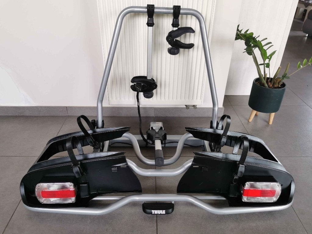 Thule EuroPower 916 –ideale staat –13-PIN adapter GRATIS, Auto diversen, Ophalen, Zo goed als nieuw, 2 fietsen, Trekhaakdrager