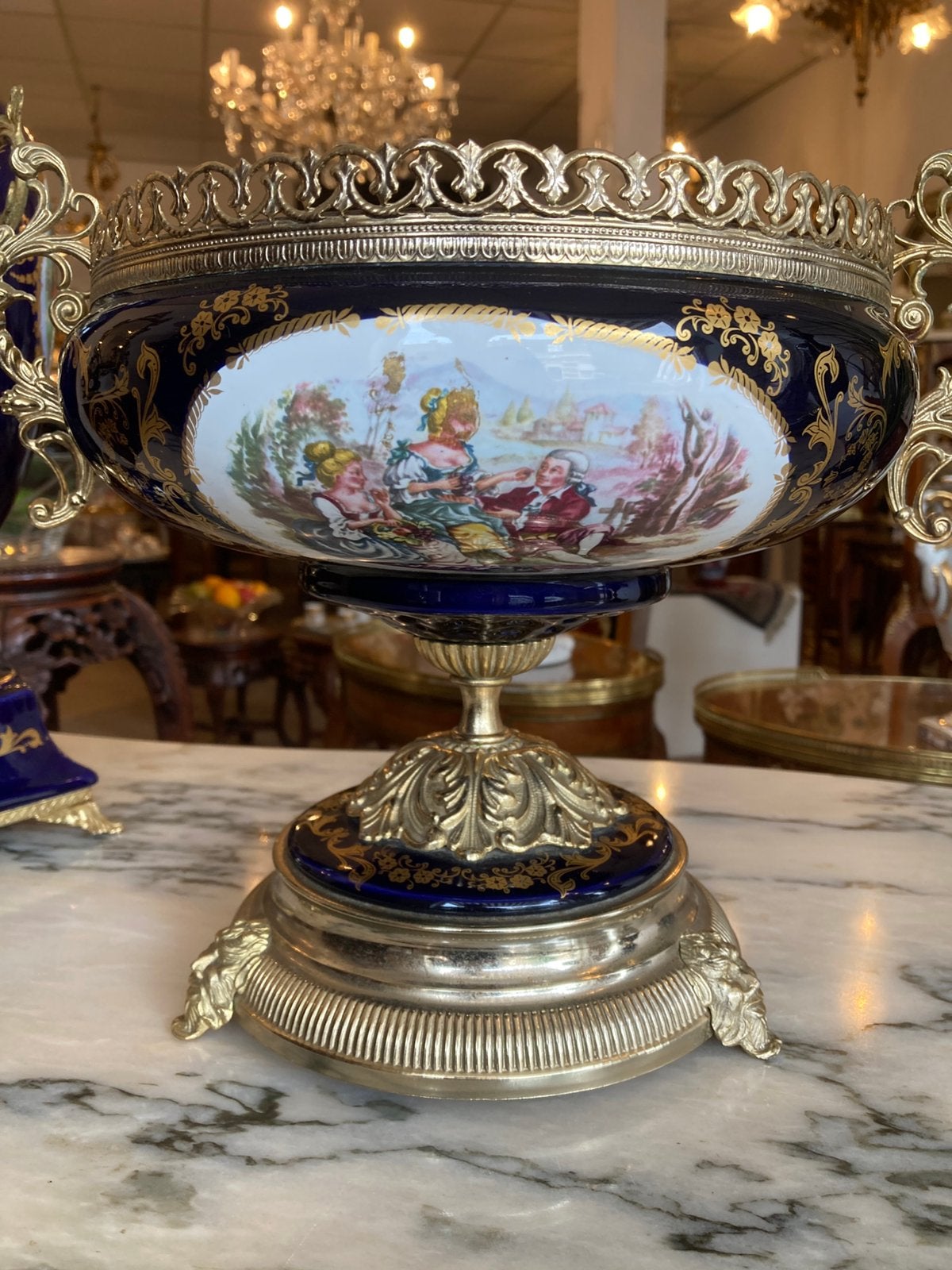 Mooie Limoges coupe met brons, Ophalen