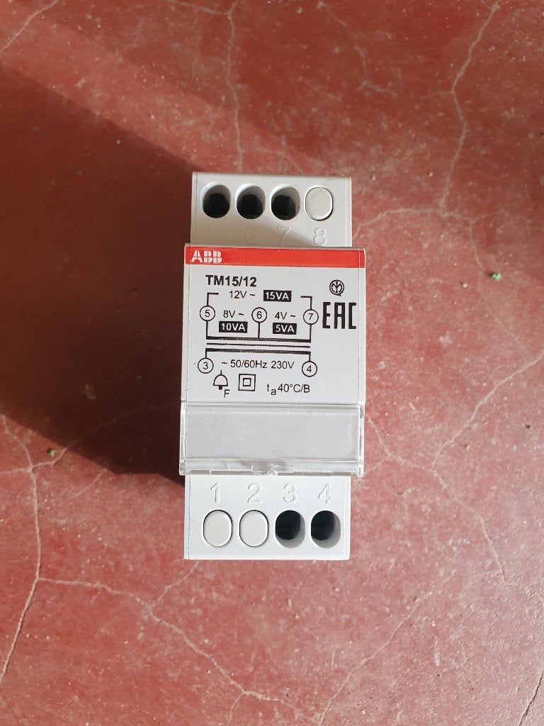 ABB EAC beltransfo 12, 8 of 4V met 5, 10 of 15VA, Bricolage & Construction, Électricité & Câbles, Enlèvement ou Envoi, Comme neuf