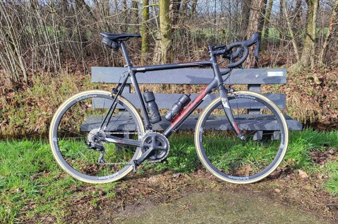 XL racefiets - Ridley Helium - mooi bod ‘weg is weg’, Ophalen, Gebruikt, Velgrem, Overige merken