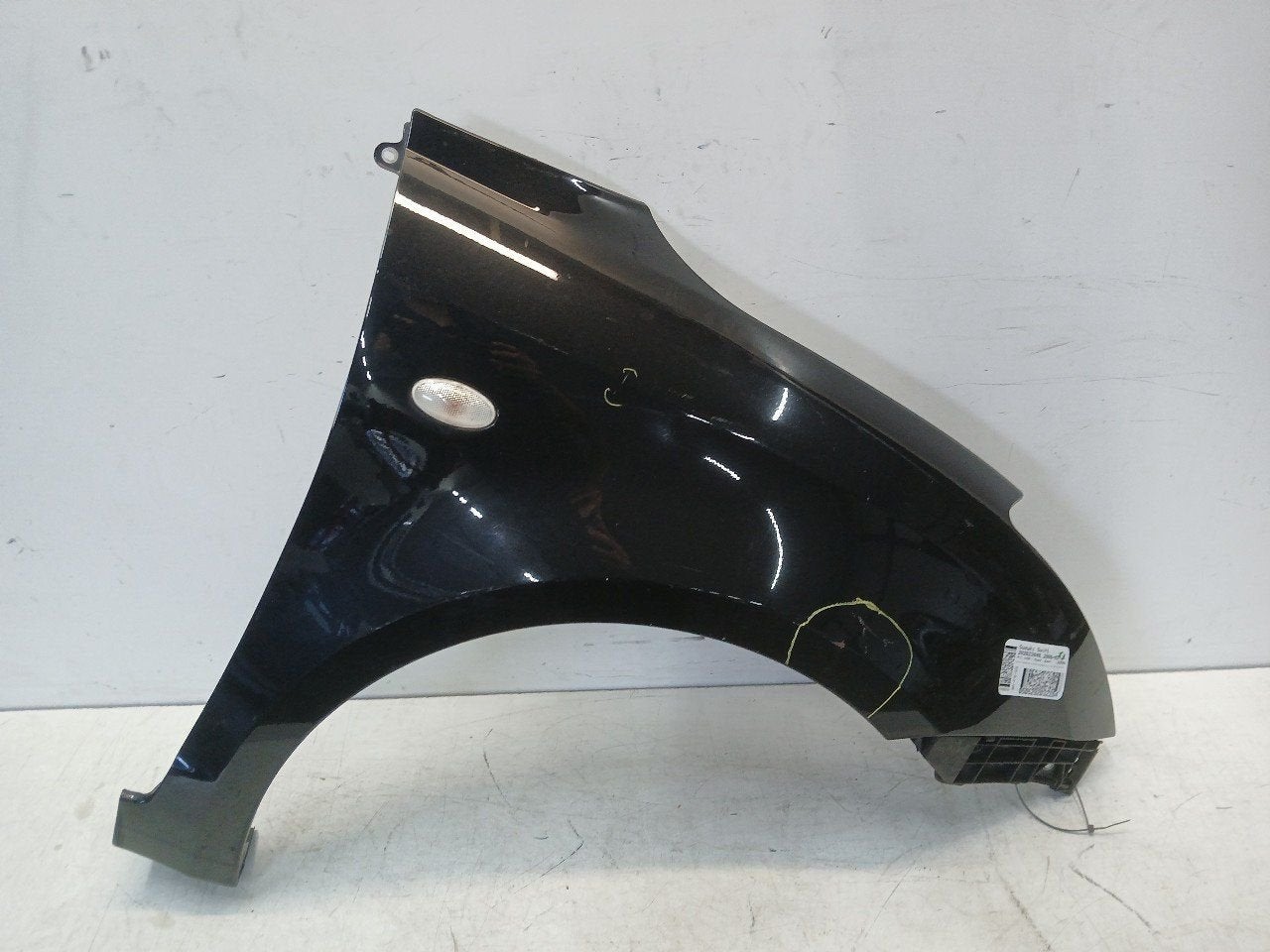 Spatbord rechts voor Suzuki Swift, Onderdelen@venauto.nl, Van der Ven Autorecycling B.V., Ettenseweg 76, 4706 PB Roosendaal, The Netherlands