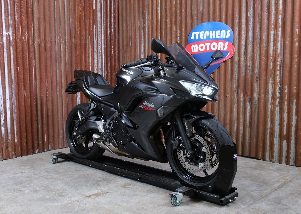 Kawasaki Ninja 650 Sport 35kw/50kw, 2 cilinders, Occasion, ABS, 649 cc