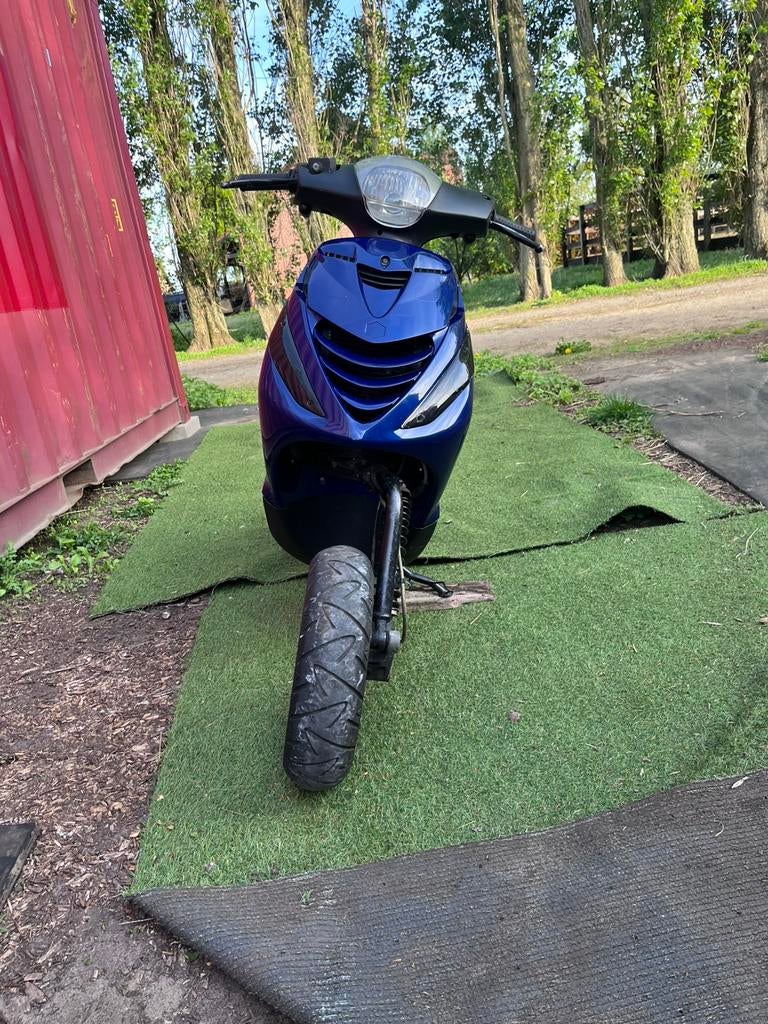 Piaggio zip 180, Particulier