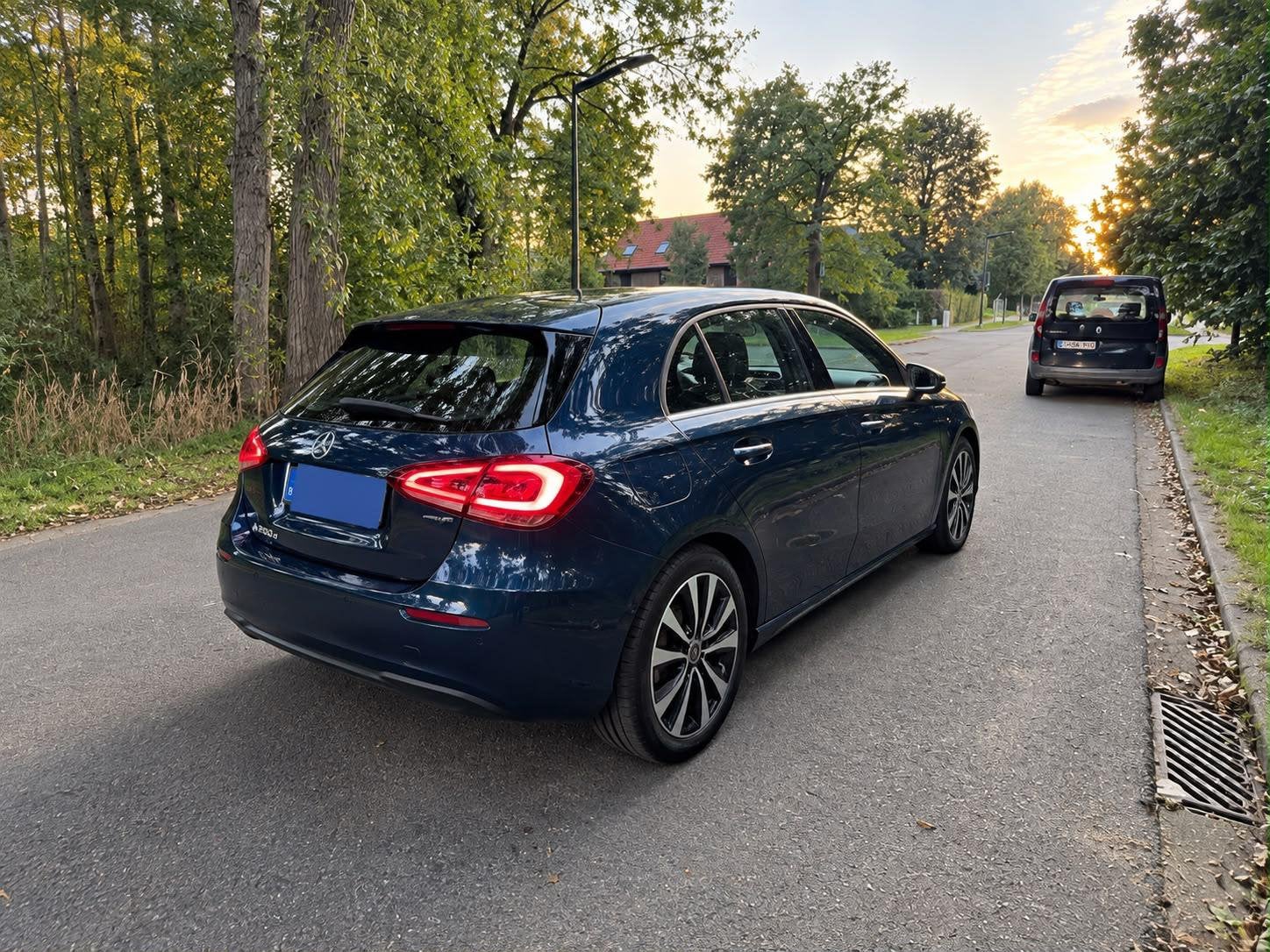 Mercedes -Benz A 250 e plug -in Hybrid zeer mooie  staat, Auto's, Euro 6, 4 cilinders, Leder en Stof, 5 deurs