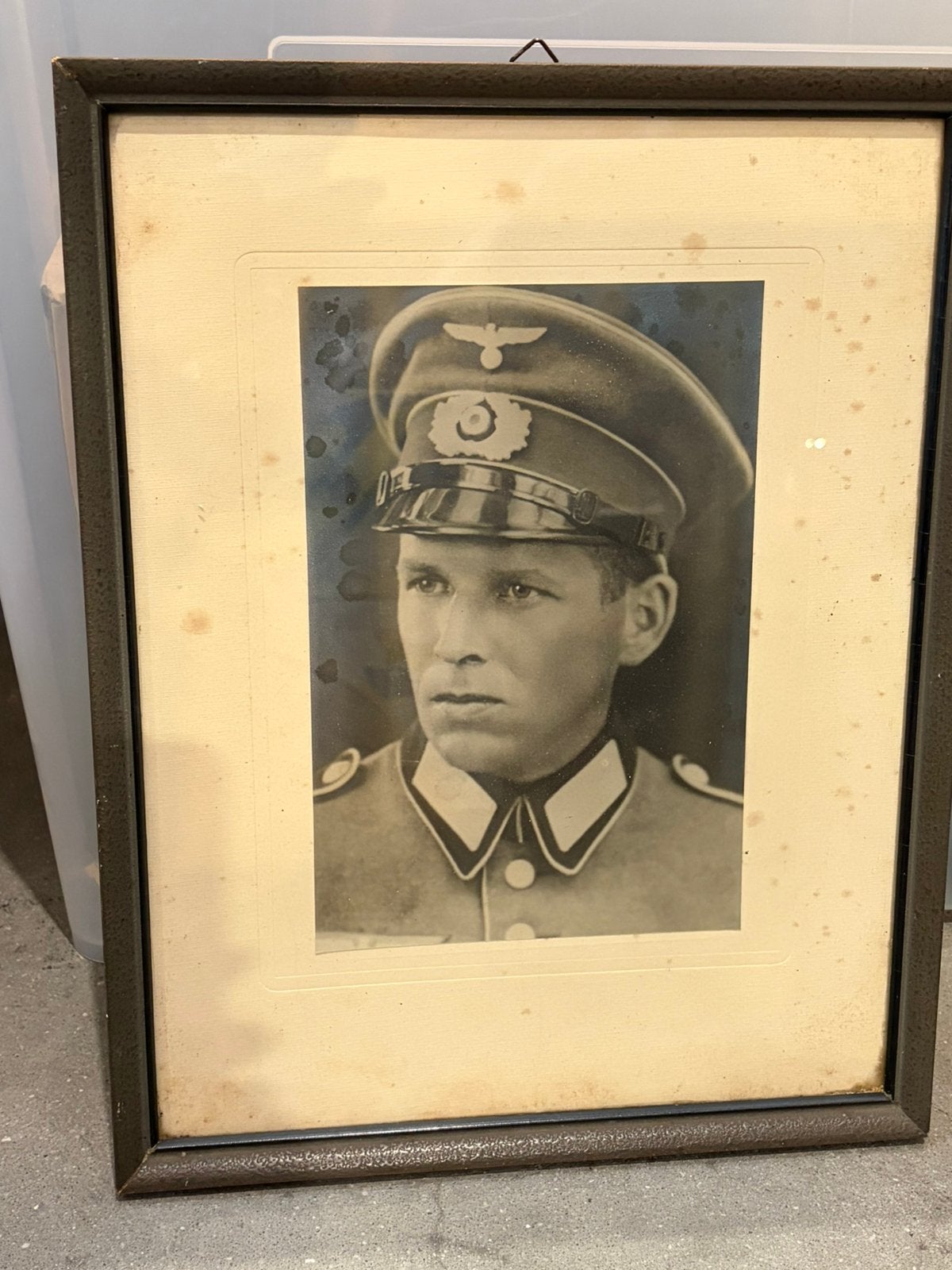 Photo originale Soldat allemand Seconde Guerre mondiale, Enlèvement ou Envoi, Photo, Encadré