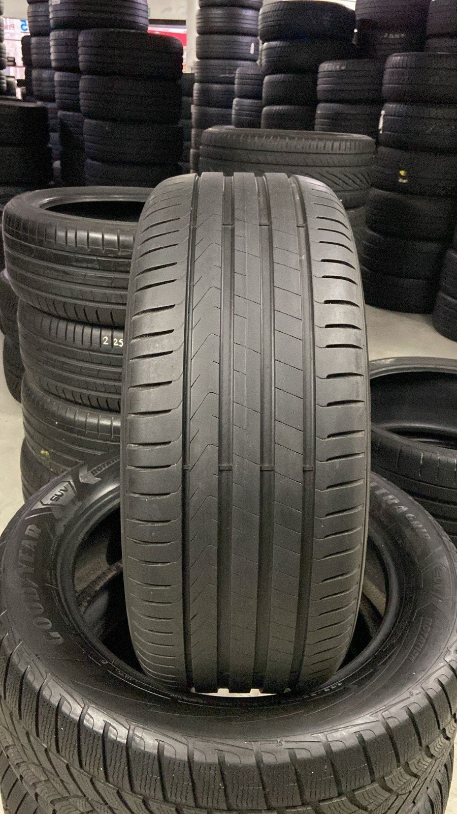 25545r19 255 45 r19 255/45/r19 pirelli avec montage, Enlèvement ou Envoi