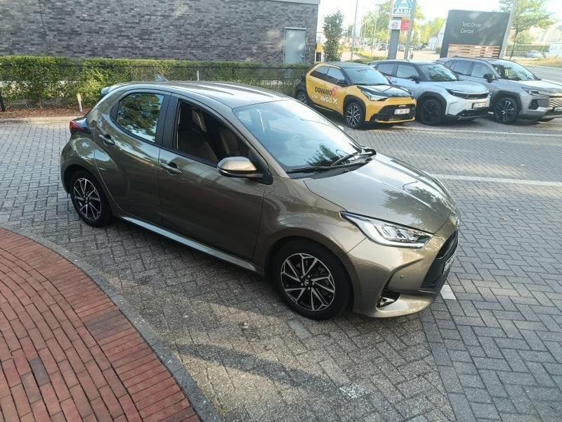 Toyota Yaris Iconic, Autos, Achat, Entreprise, Autres carburants, Autres couleurs