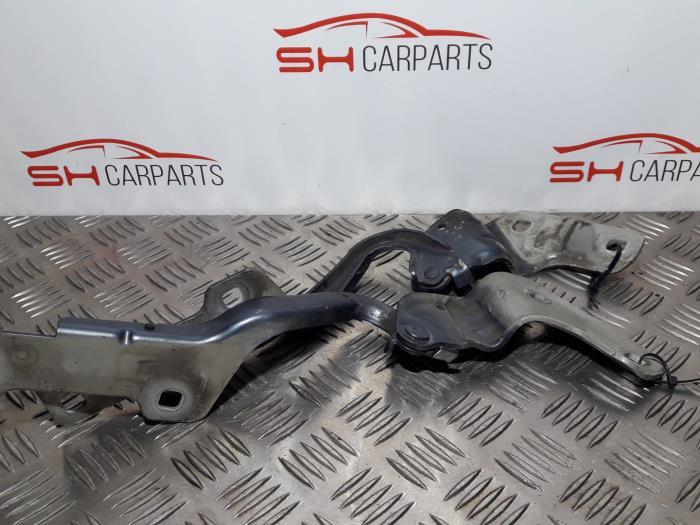 Kit charnières d'un Renault Clio, Autos : Pièces & Accessoires, Autres pièces automobiles, Renault, Utilisé, 3 mois de garantie