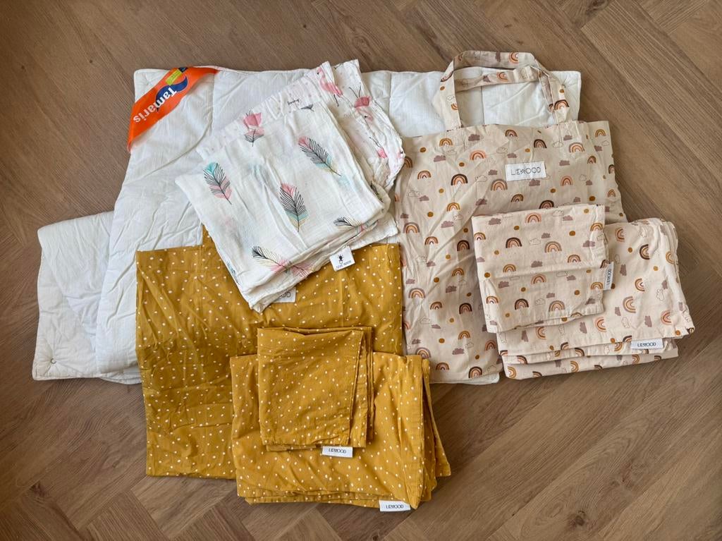 Liewood baby dekbedovertrek 2 sets+ 4-seizoenen dekbed, Garçon ou Fille, Enlèvement ou Envoi, Beige, Housse de couette