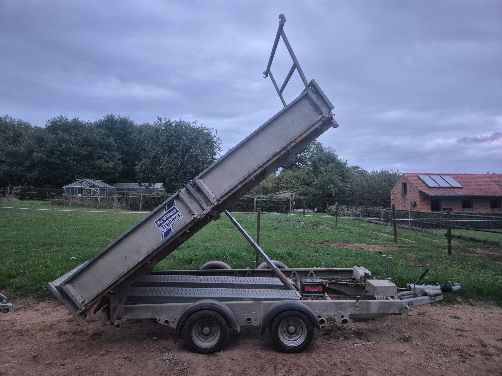 Ifor williams TT3621 kipper 3500kg 

Mtm 3500kg

Bouwjaar 20, Ophalen
