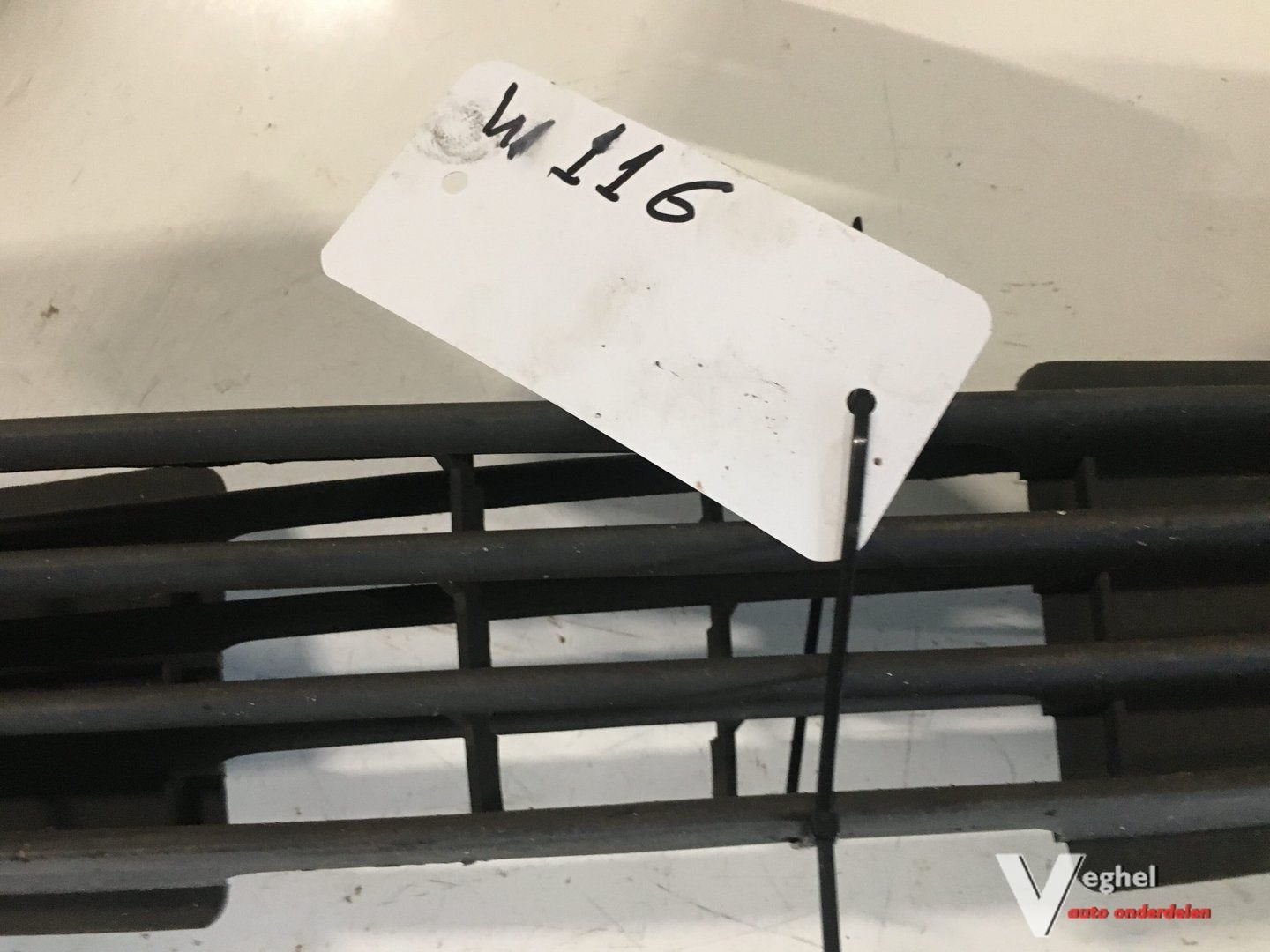 Mercedes W116 Bumper Rooster, -, Utilisé, -, -
