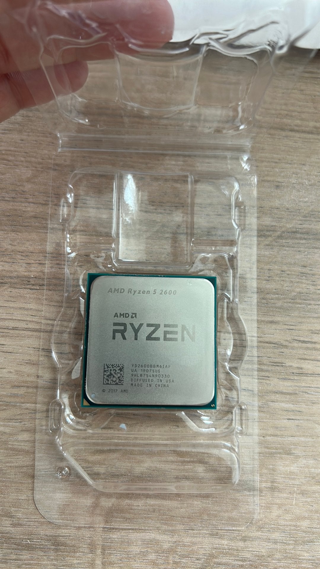 Ryzen 5 2600 AM4, Computers en Software, Processors, Ophalen, Zo goed als nieuw, 6-core, 3 tot 4 Ghz