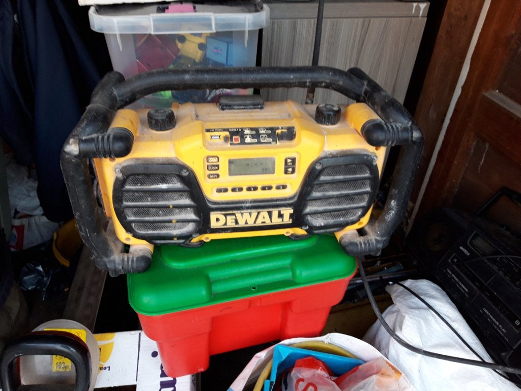 Werf radio, Ophalen, Radio