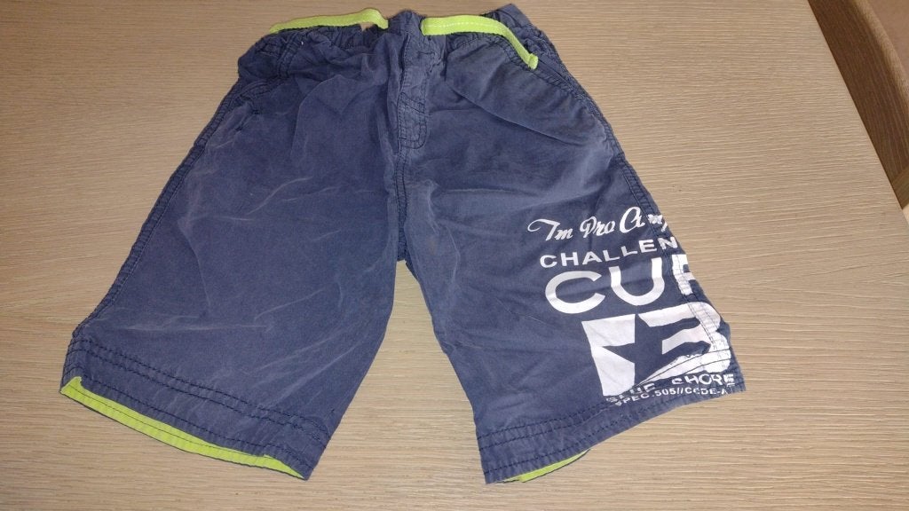 short maat 110, Ophalen of Verzenden, Zo goed als nieuw, Jongen, Broek