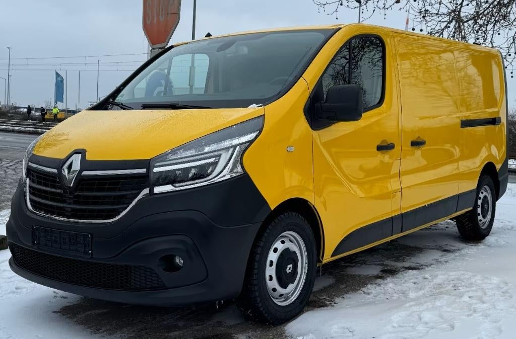 Renault Trafic met weinig Km!, Auto's, Voorwielaandrijving, Bedrijf, 5 deurs, Dealer onderhouden