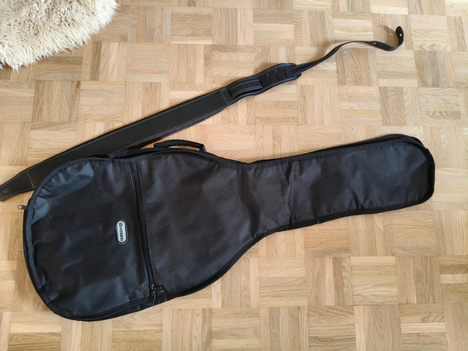 gitaartas voor elektrische 3/4 gitaar + riem, Muziek en Instrumenten, Behuizingen en Koffers, Ophalen
