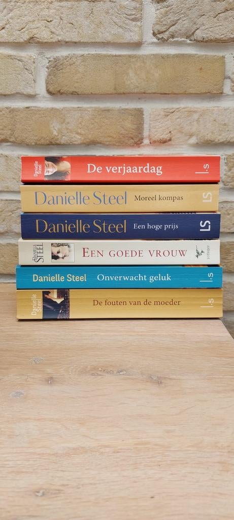 Danielle Steel diverse, Boeken, Ophalen