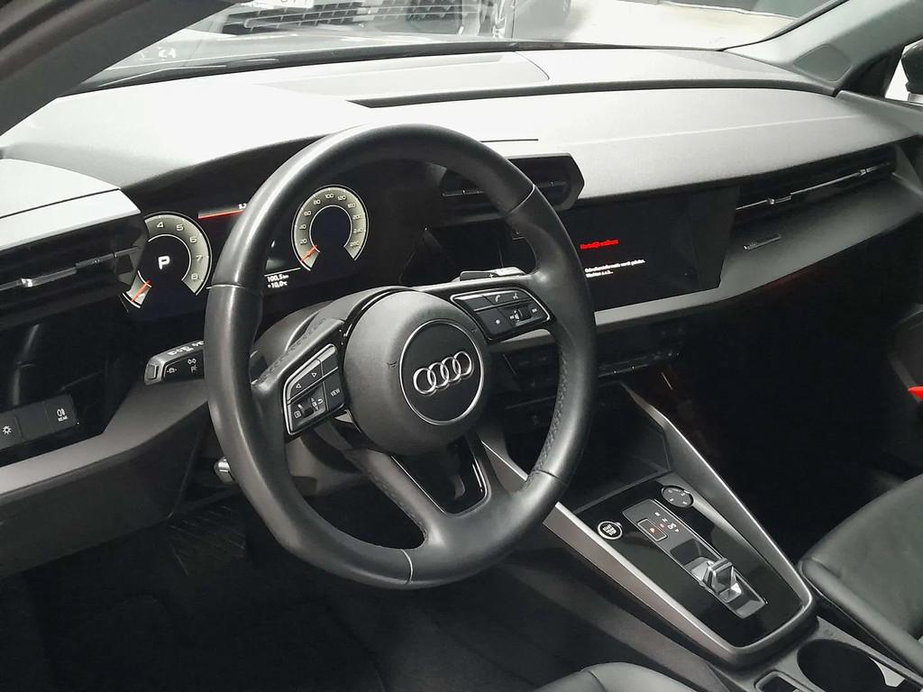 Audi A3 Sportback 30 TFSI S-tronic Leder Navi Carplay, Auto's, Automaat, Gebruikt, Leder, Bedrijf