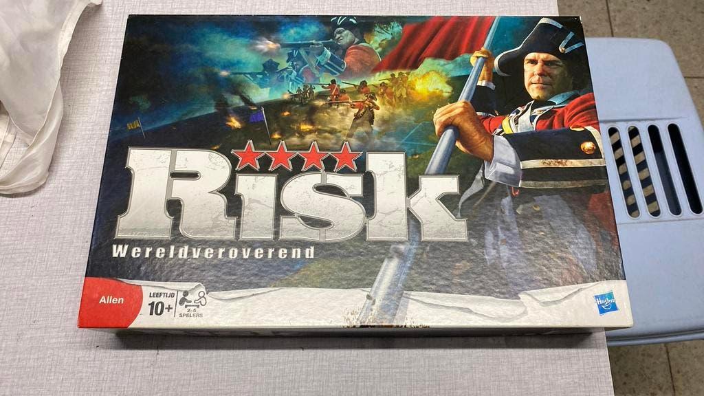 Risk, Hobby en Vrije tijd, Vijf spelers of meer, Ophalen, Zo goed als nieuw, Reisspel