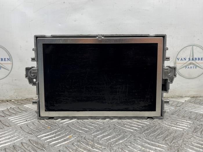 Affichage intérieur d'un Mercedes E-Klasse, -, 3 mois de garantie, Utilisé, -