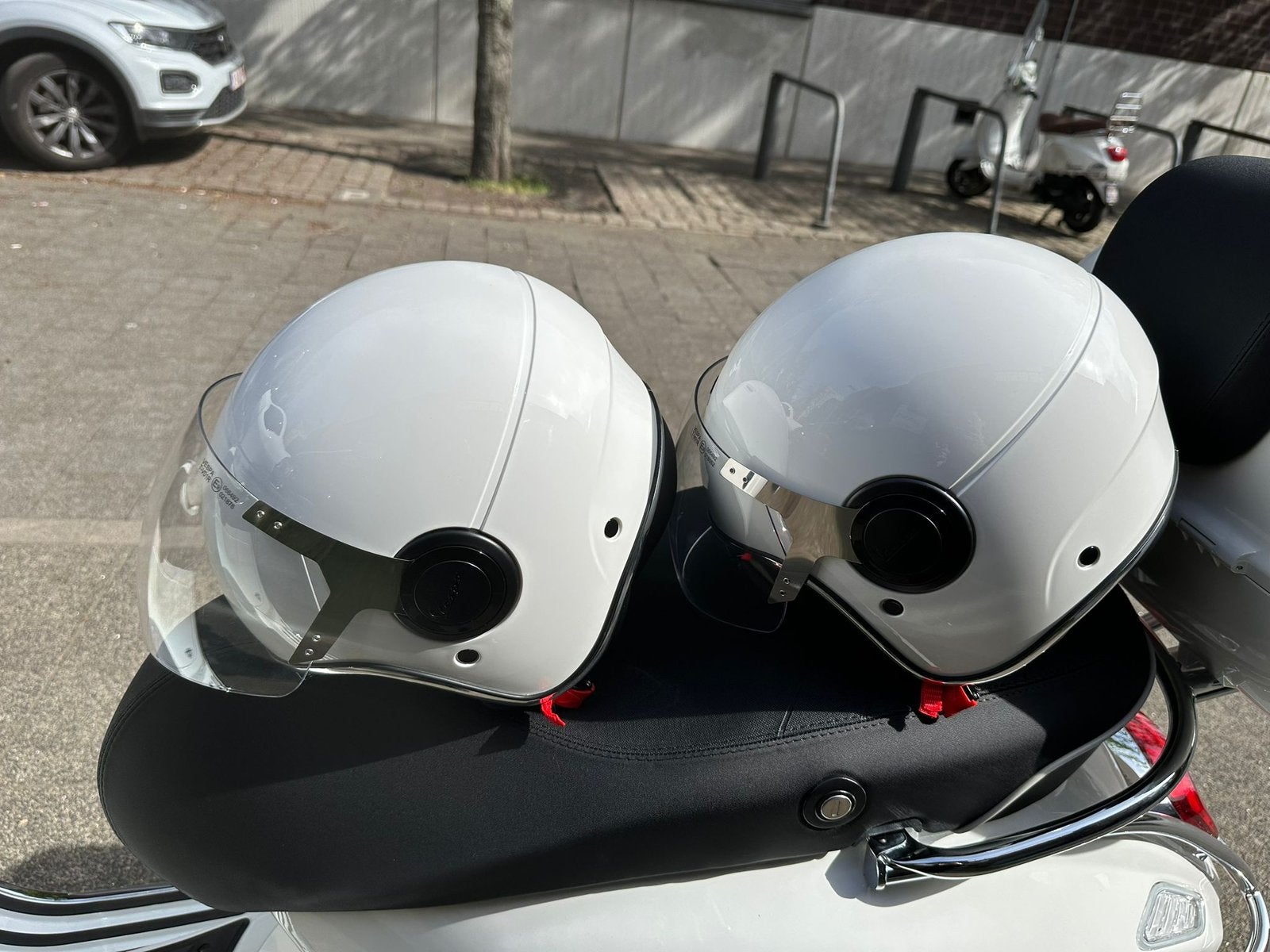 Vespa primavera 50cc, Ophalen, Zo goed als nieuw