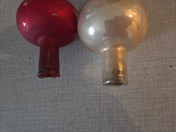 2 x pointes de sapin de Noël vintage en verre., Divers, Enlèvement ou Envoi, Utilisé