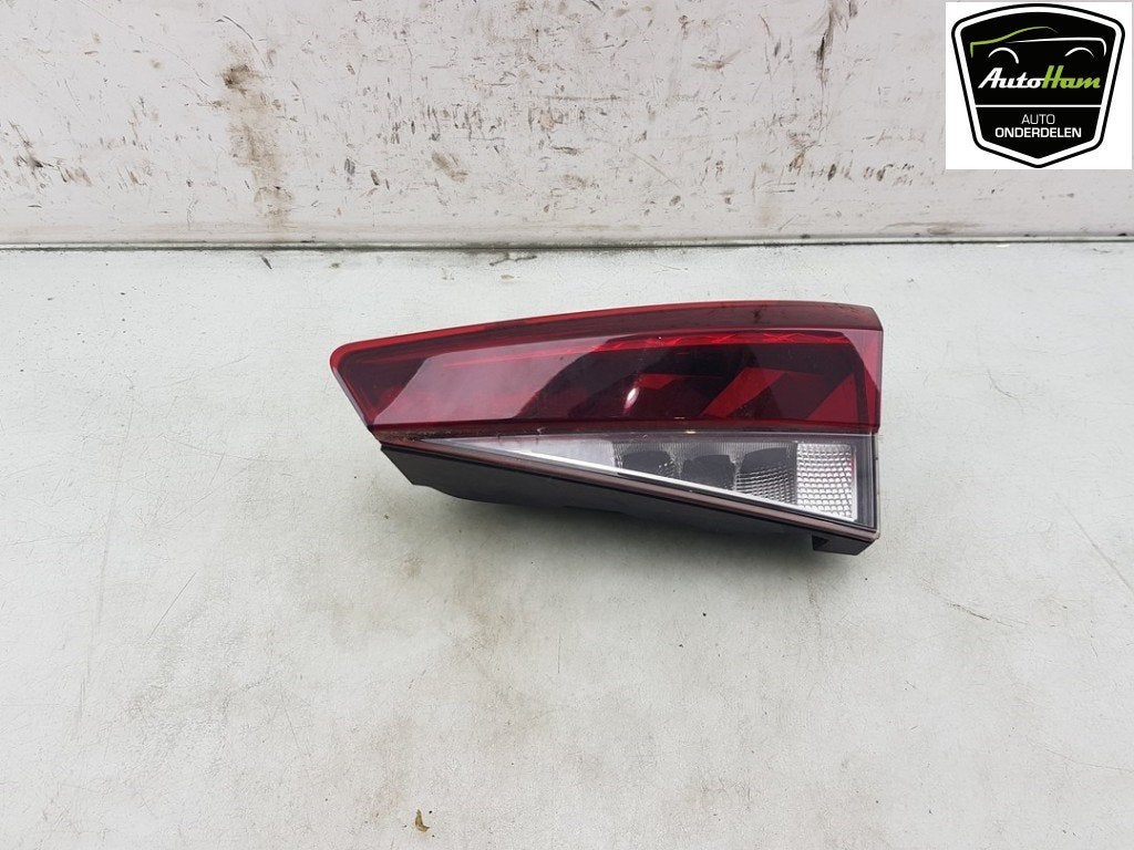 REFLECTOR ACHTERKLEP Skoda Fabia IV (PJ3) (|6VE945094A|), Gebruikt, Skoda
