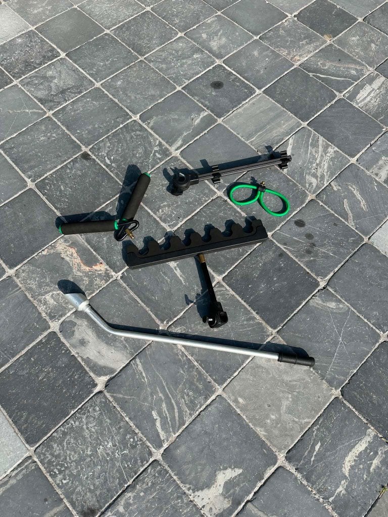 Lot visserijaccesoires – pole rest, rod rack, bankstick, arm, Ophalen, Zo goed als nieuw, Overige typen