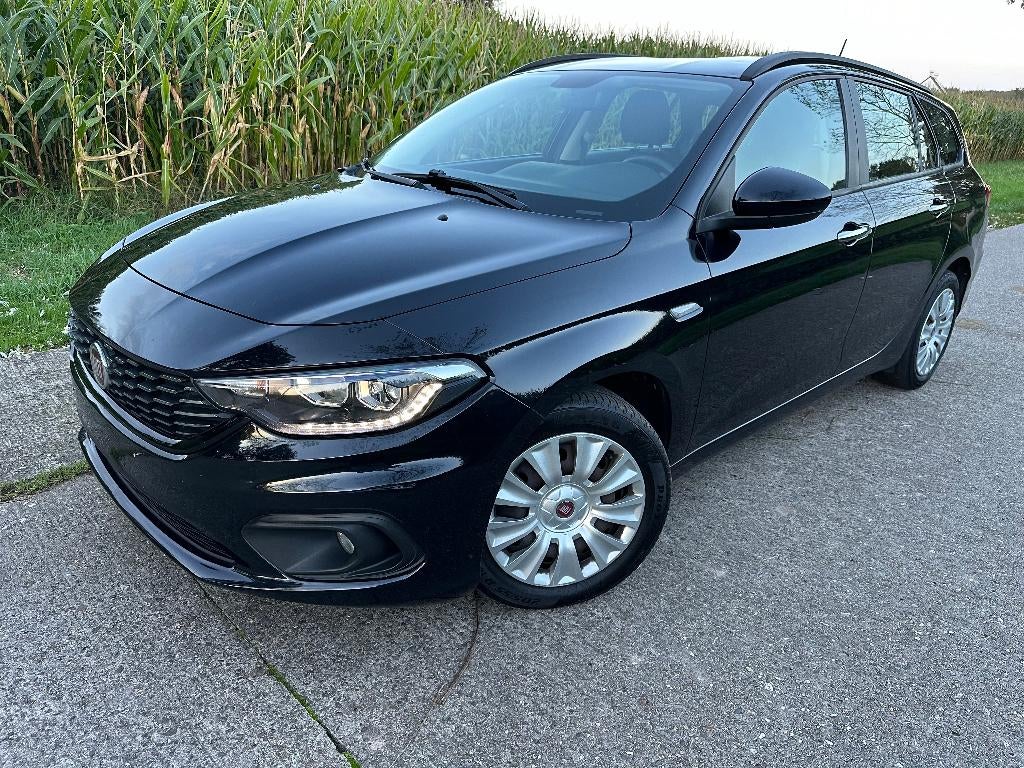 Fiat Tipo 1.6 MultiJet diesel Euro6b 04/2018 navi airco, Autos, Fiat, Particulier, Tipo, Diesel, Euro 6, Break, 5 portes, Boîte manuelle