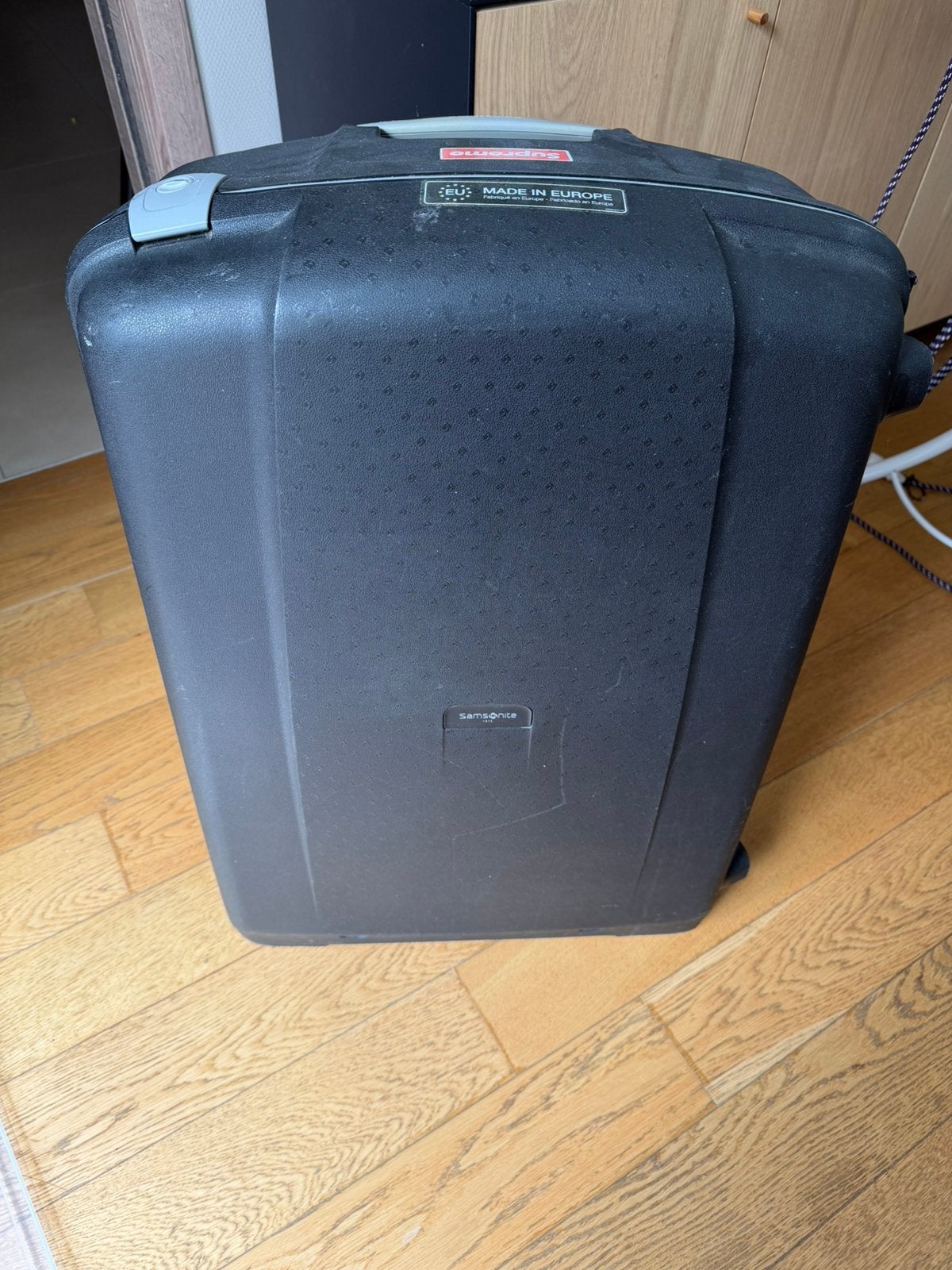 Samsonite valise solide, Bijoux, Sacs & Beauté, Valises, Enlèvement, Utilisé, Plastique dur