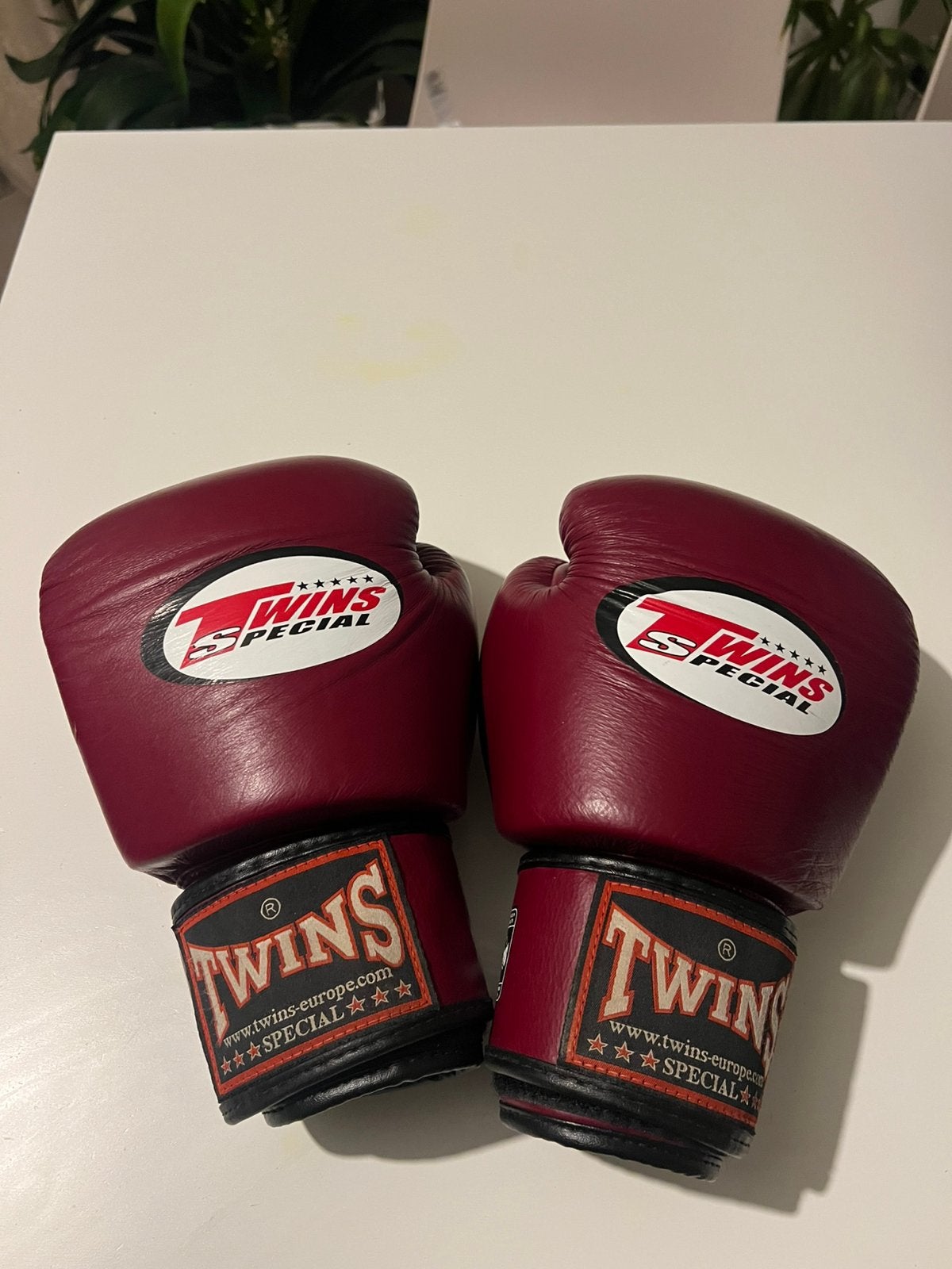 Gants de boxe Twins 14 oz, Enlèvement ou Envoi, Utilisé