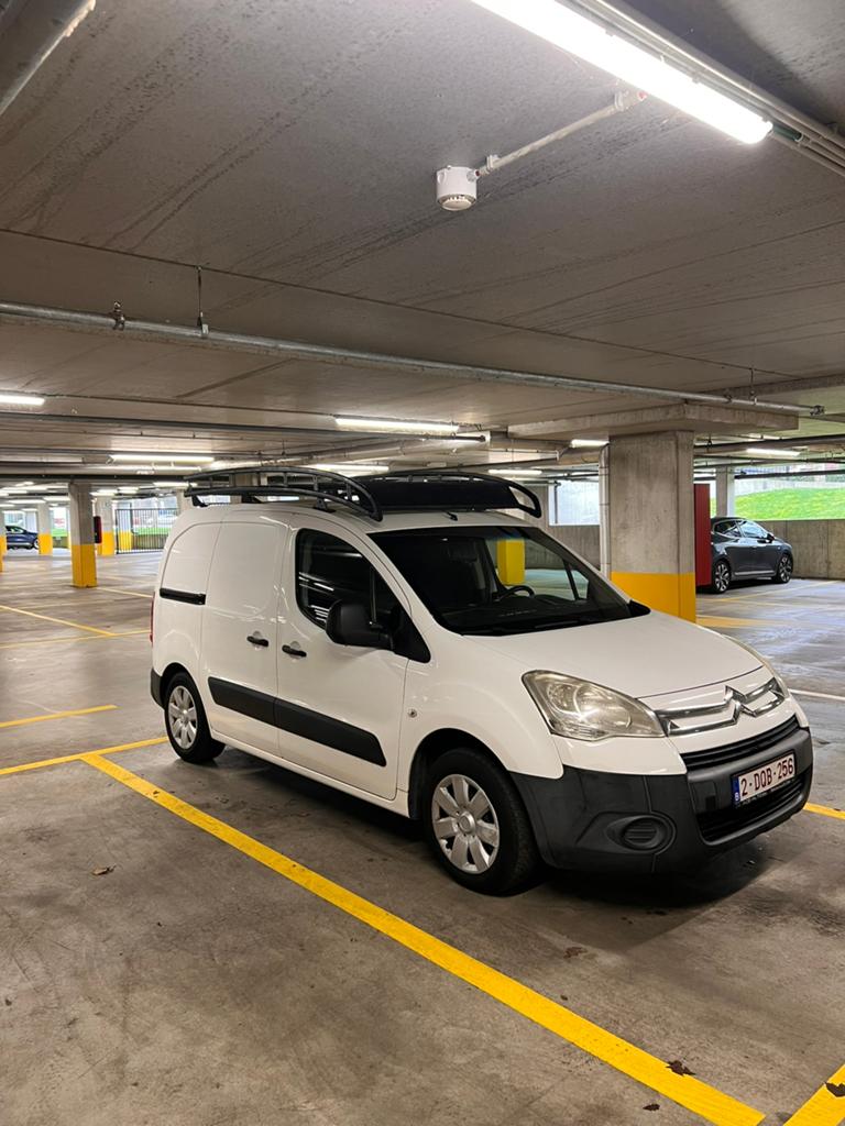 Citroën berlingo lichte vracht benzine Campervan, Zwart, Wit, Berlingo, Handgeschakeld