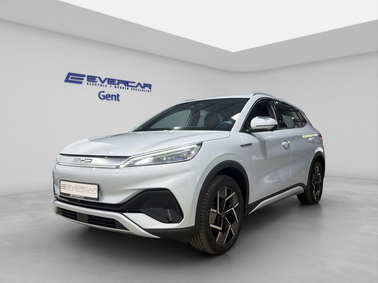 BYD Atto 3 DESIGN **PANO*LEATHER*ACC*LED*CARPLAY**, Autos, 0 kg, Argent ou Gris, 0 kg, 5 places