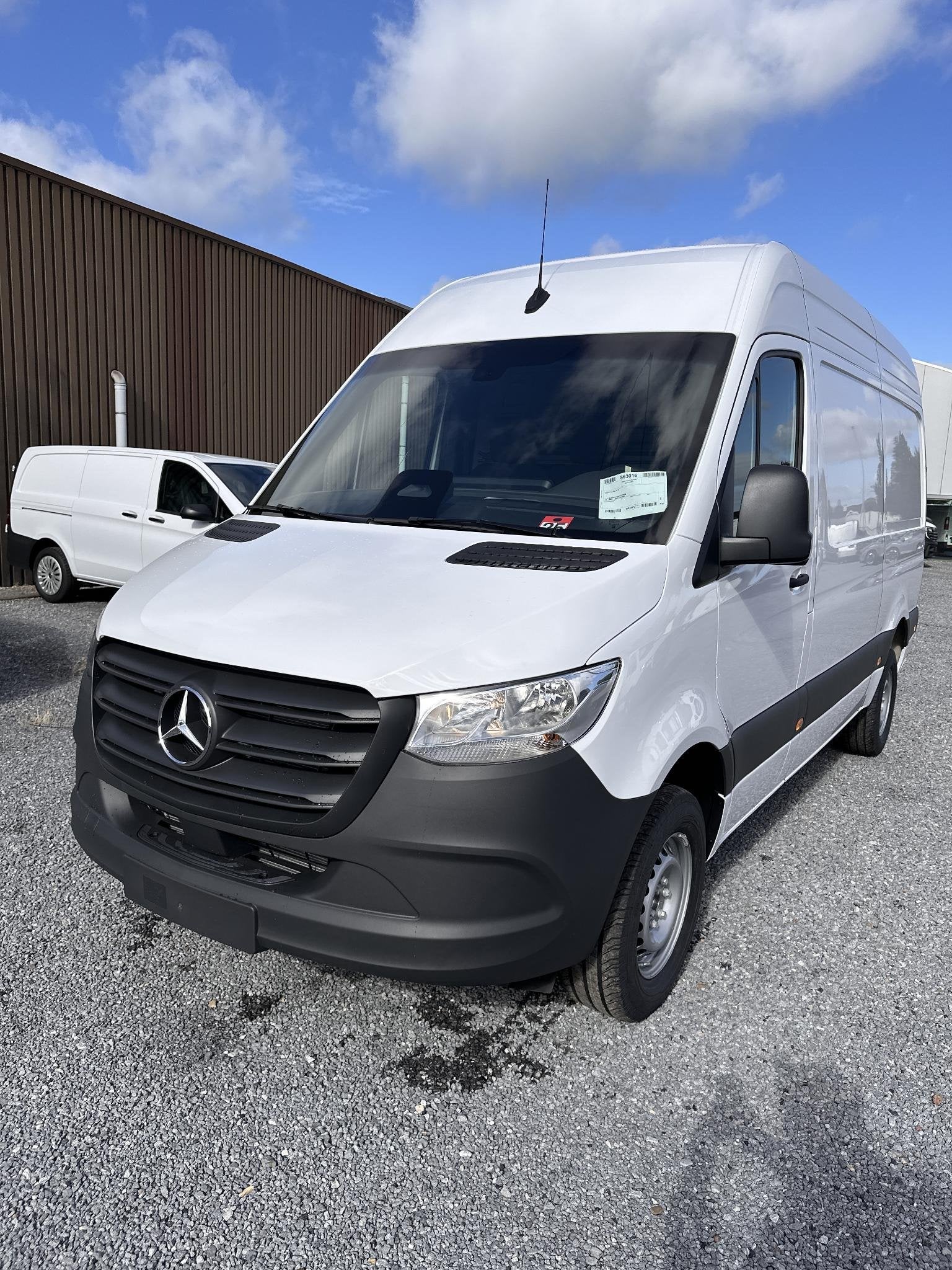 Mercedes-Benz Sprinter 319 CDI GB L2 RWD 3.5T PRO Sprinter P, Auto's, 4 deurs, Used 1. Bestelwagens met ervaring., 4 cilinders