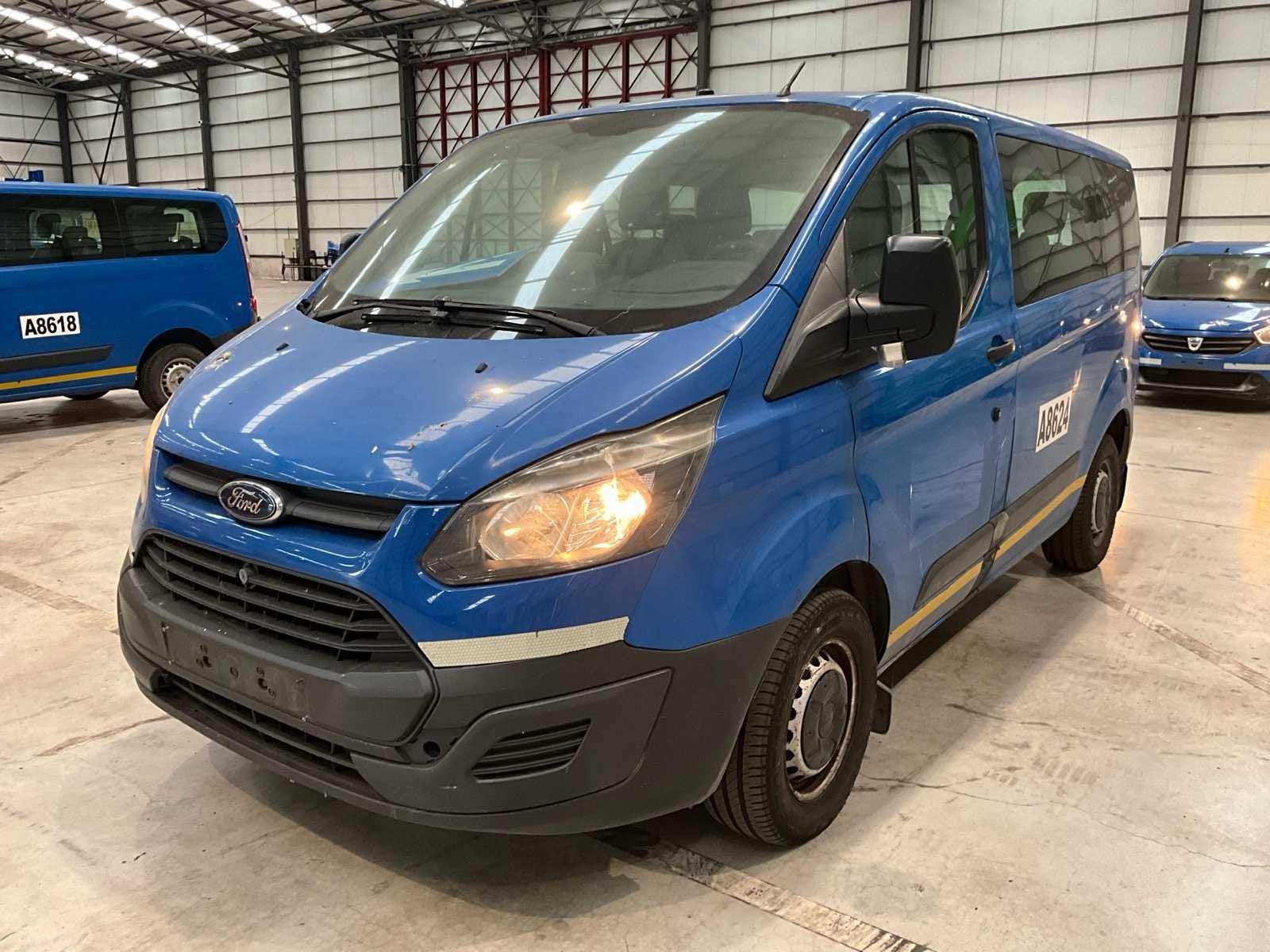 Véhicule commercial personnalisé Ford 9 places Transit, Autos, Achat, Entreprise, Diesel, Ford