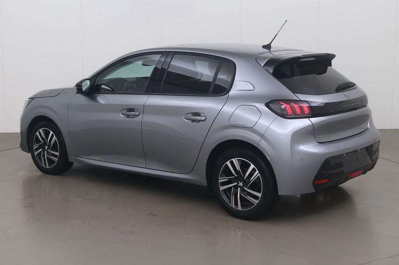 Peugeot 208 1.2i puretech allure (eu6.4) 101 AT, Auto's, Peugeot, https://public.car-pass.be/vhr/7ade6ae5-728c-44bd-a1b8-4c13ff8246e6