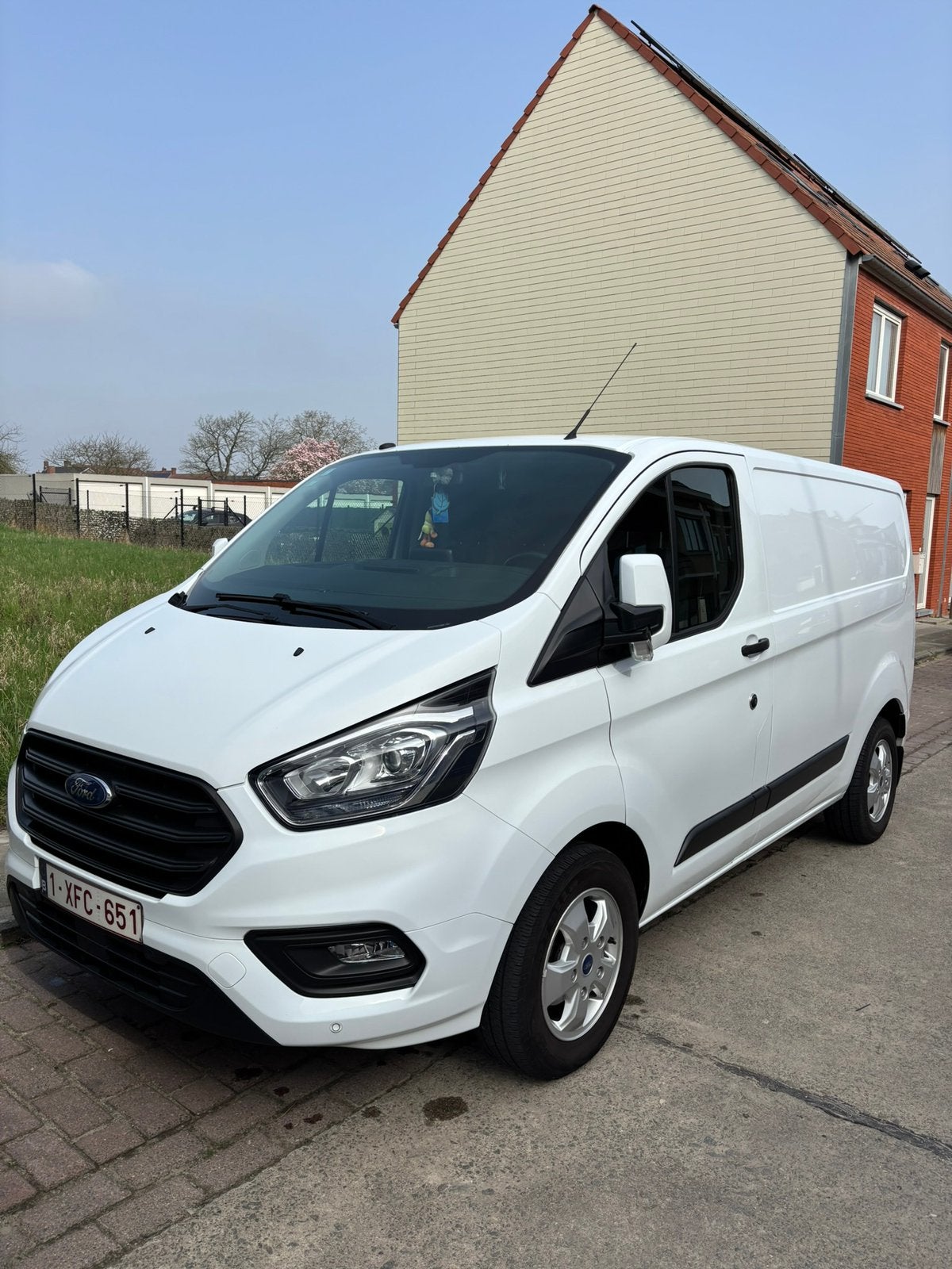 Ford trandzit custom 2019 lengte 2, Auto's, Bestelwagens en Lichte vracht, Voorwielaandrijving, Dealer onderhouden, Stof, 2800 kg
