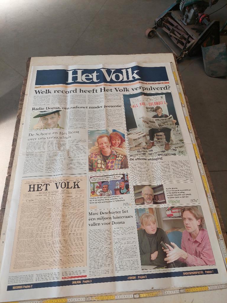 Grootste krant Het Volk 15 juni 1993 1 meter x 1,40 meter, Enlèvement