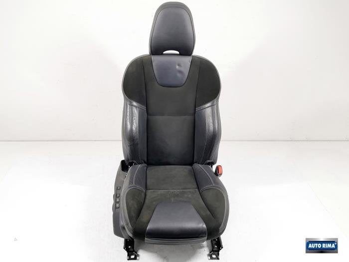 Siège droit d'un Volvo V60, -, 3 mois de garantie, -, -