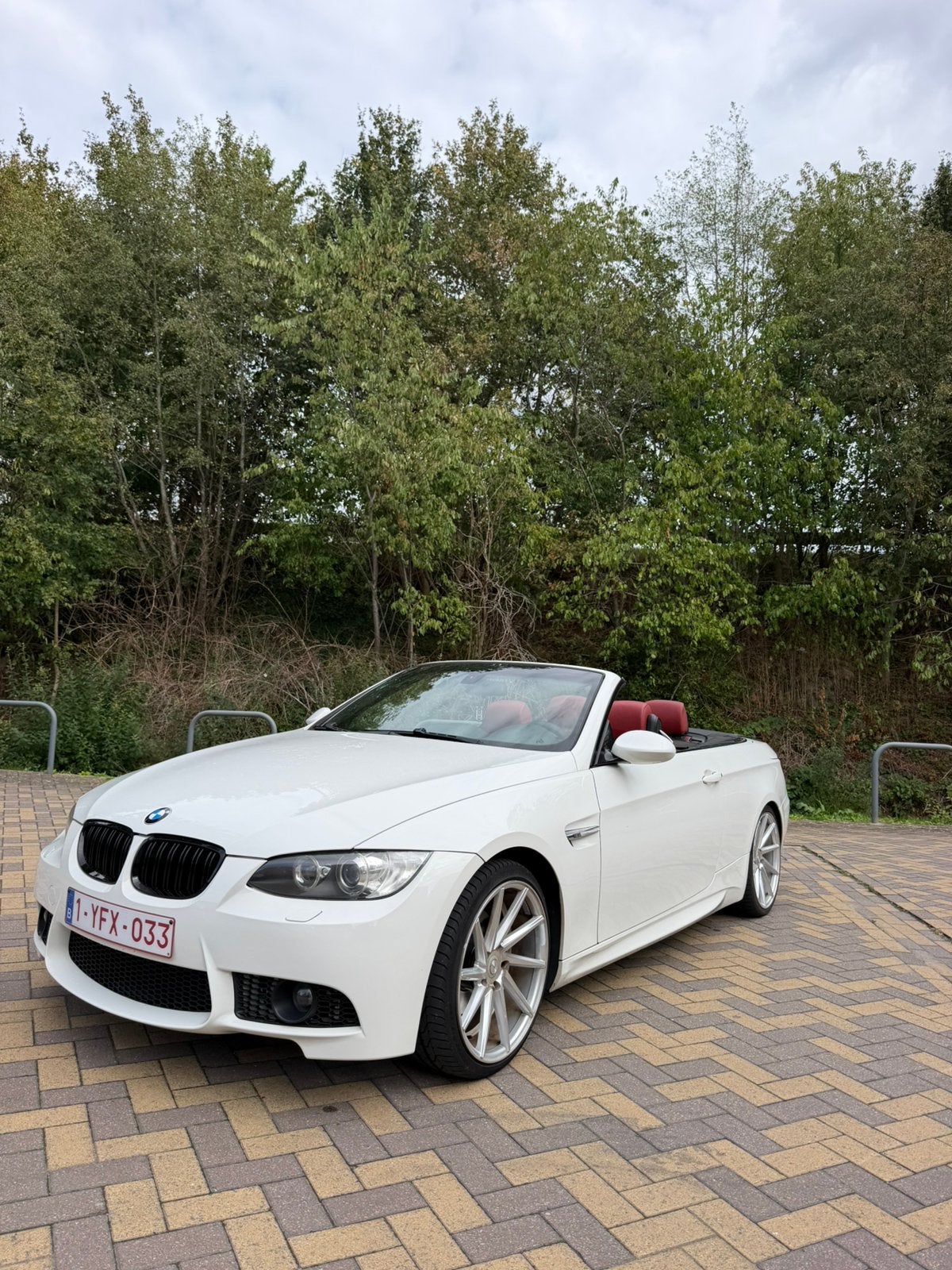 BMW 320i Cabriolet (E93) — Version très complète, Autos, Cuir, Achat, Cabriolet, 2 portes