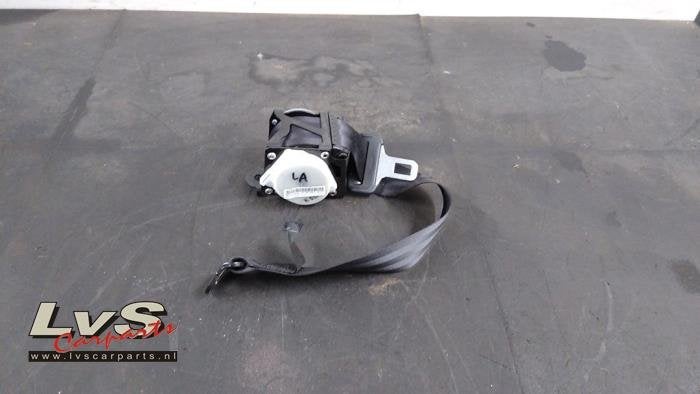 Ceinture de sécurité arrière gauche d'un Renault Captur, Renault, -, 3 mois de garantie, Utilisé