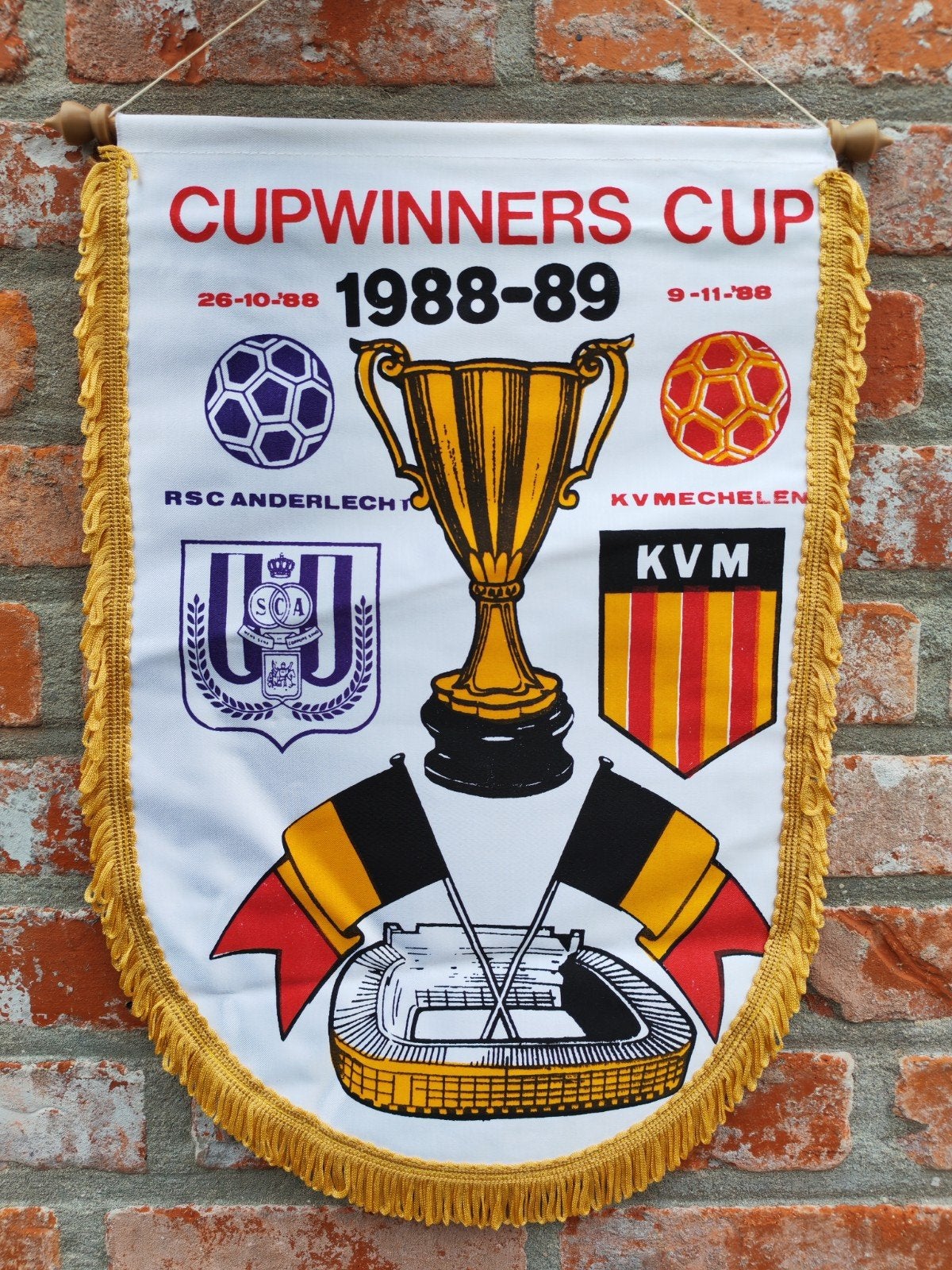 Demi-finale de la Coupe d'Europe 1988 du RSC Anderlecht KV M, Enlèvement ou Envoi