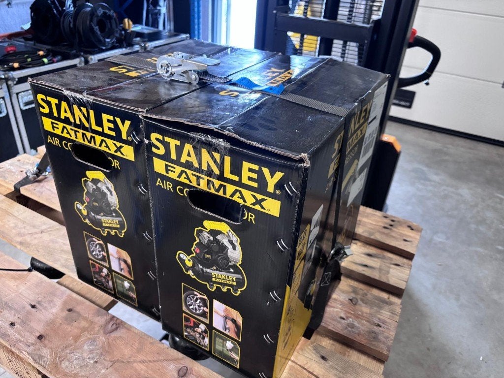Stanley Fatmax Luchtcompressor HYBE404STF508 Nieuw in doos, Doe-het-zelf en Bouw, 6 tot 10 bar, Nieuw, Ophalen of Verzenden, Minder dan 200 liter/min